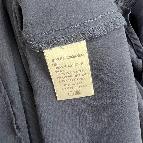 ASTR Women’s Navy Blue Dress Size Large Lace Blouson Polyester Casual - Picture 6 of 10